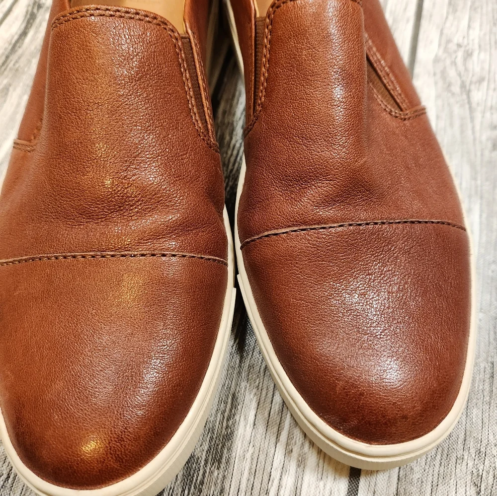 Frye Ivy‎ Slipons in Cognac